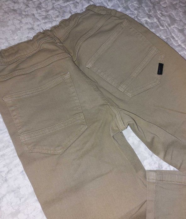 Панталон ръст 146 см