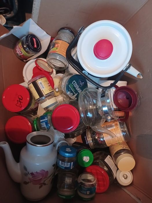 Банки разный .посуда