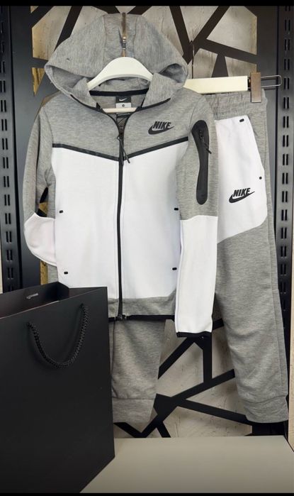 Детски екипи за момче