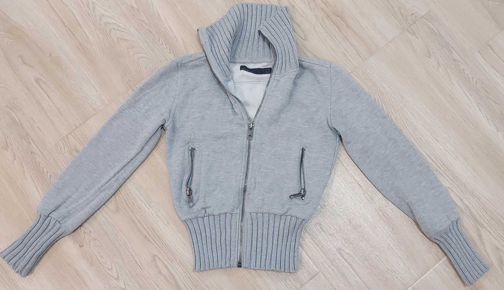 Zara, marimea xs-s, 15 lei