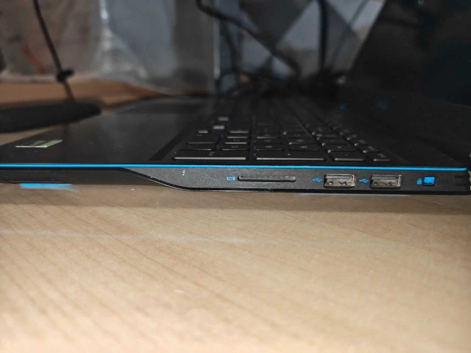 Laptop gaming Dell G3 3590 Intel Core i5 9300H Nvidia GeForce GTX1650