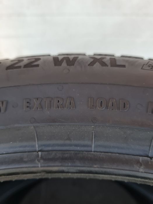 Зимни гуми 2 броя CONTINENTAL WinterContact TS860S 325 35 R22 дот 3223