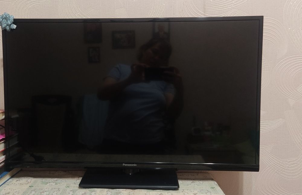 Телевизор Panasonic TX-32CR410