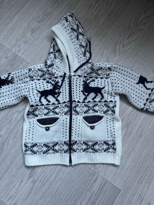 Продам детский вязанный костюм