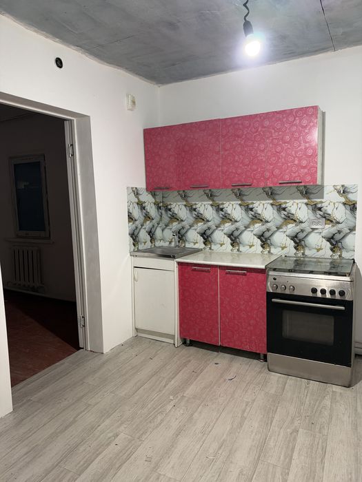 3 бөлмелі квартира ұзақ мерзімге беріледі