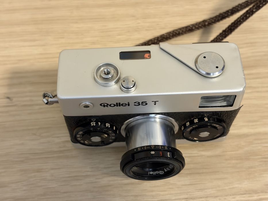 Rollei 35T aparat foto pe film legendar
