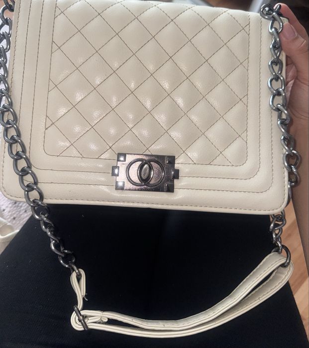 Сумка белая женская