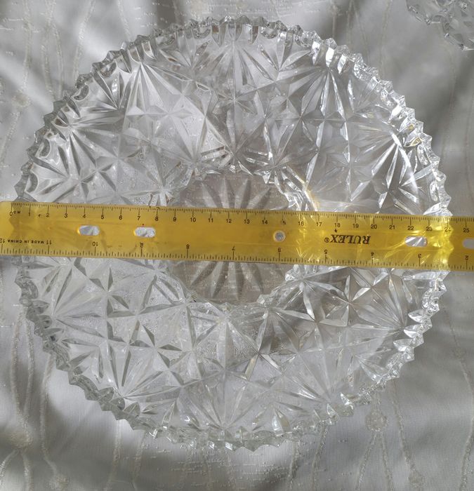 Хрустальные вазы для фруктов