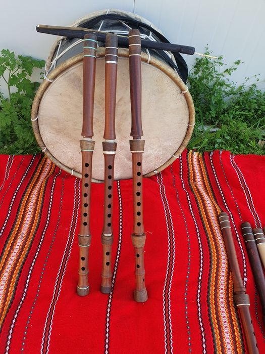 Български музикални инструменти гайда кавал битов тъпан