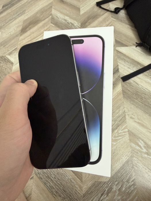 iPhone 14 pro purple