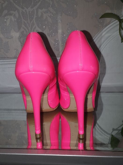 Pantofi roz piele 37