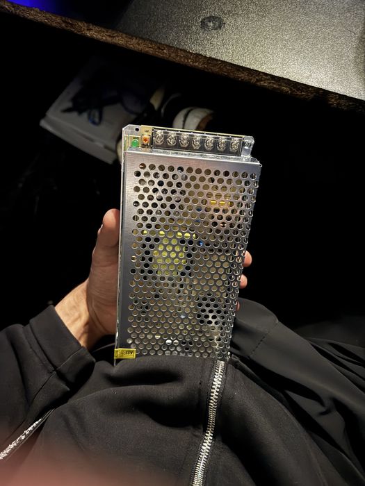 Продам блок питание  и приемопередатчик для камер