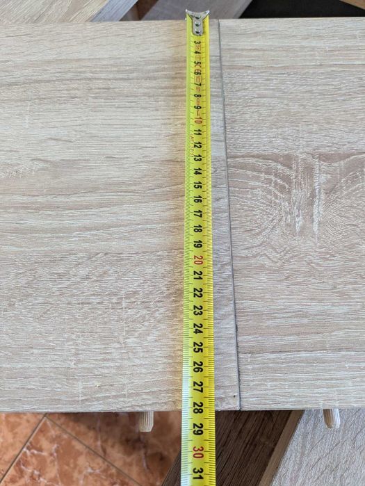 Кухненска маса за хранене