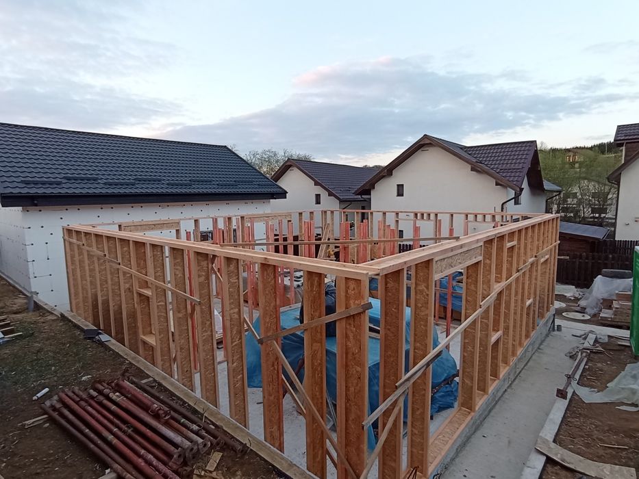 Grinzi din lemn I JOIST