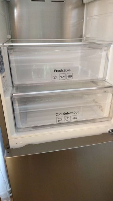 Frigider samsung nou