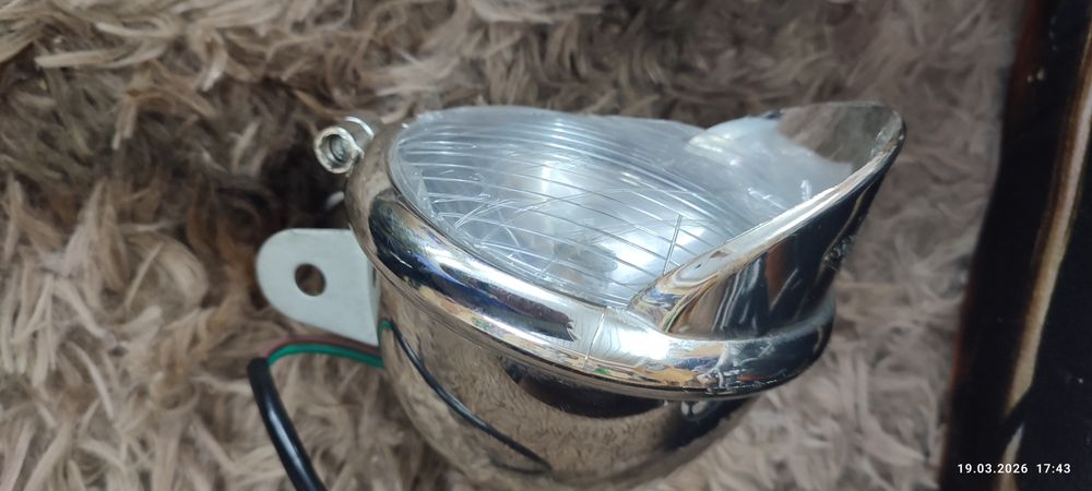 Противотуманные фары на мото.