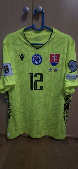 Автентични футболни фланелки