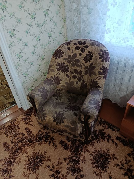 Отдам даром мебель мягкая бесплатно