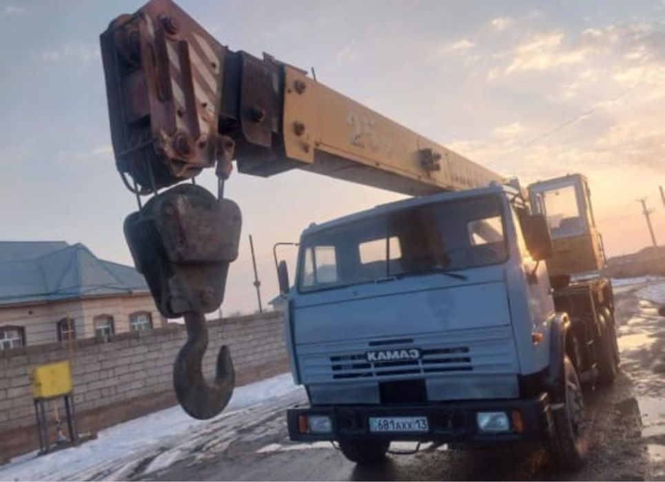 Услуги Автокран  аренда кранов