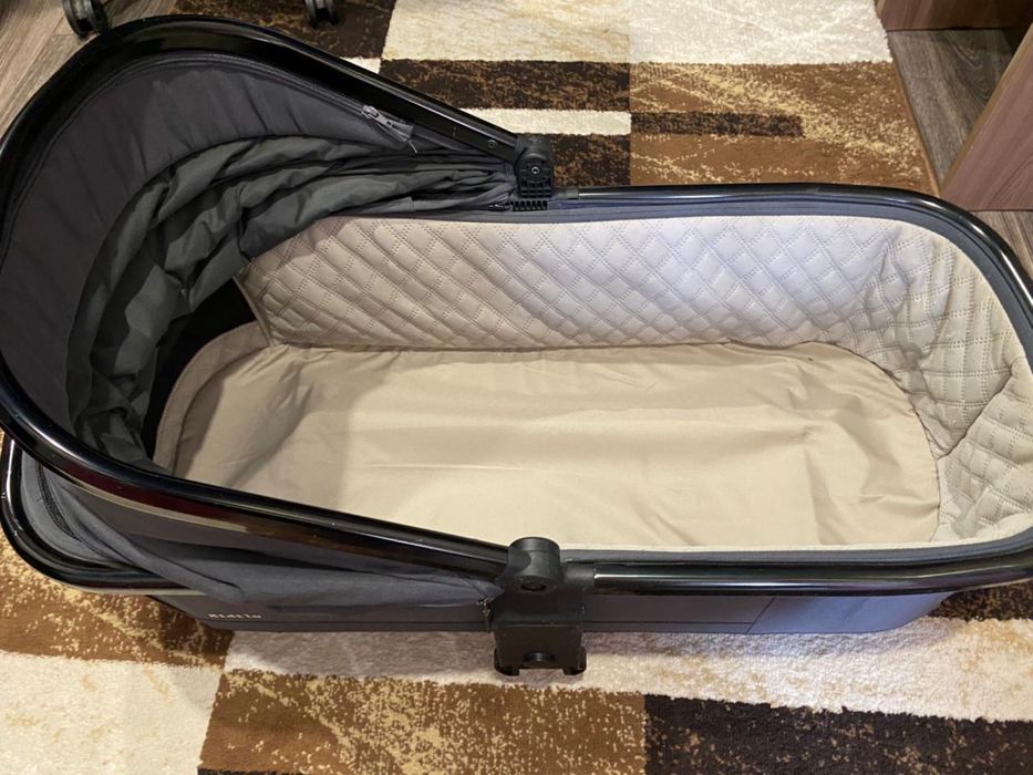 Продам : Коляска универсальная kidilo 3 в 1