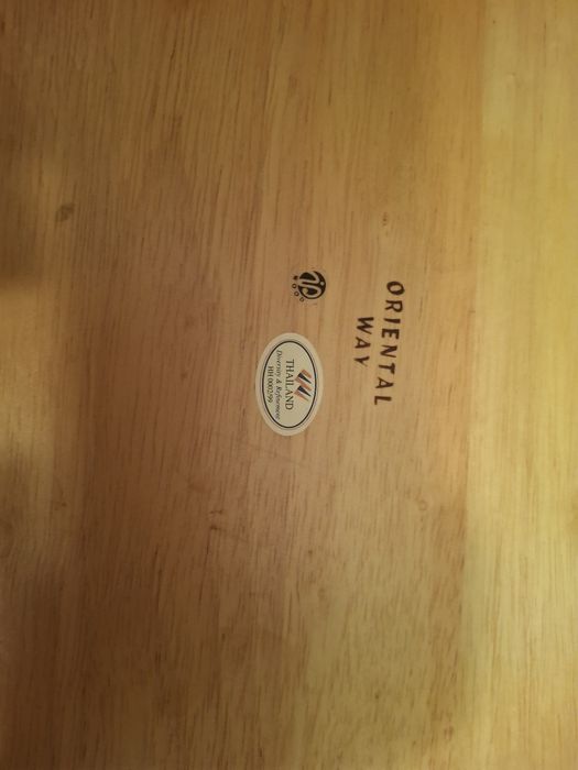 Столик    поднос