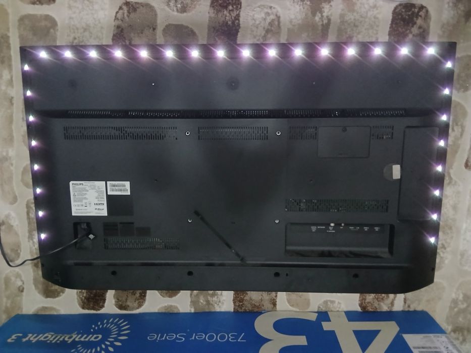 Televizor Philips ambilight 3
