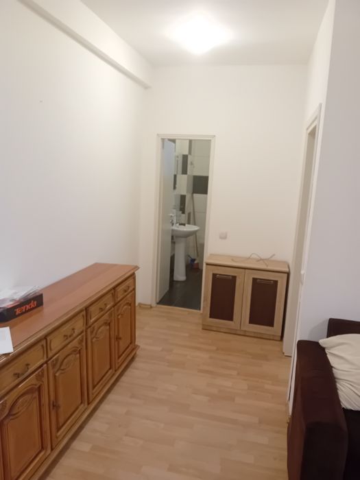 Închiriez apartament o cameră