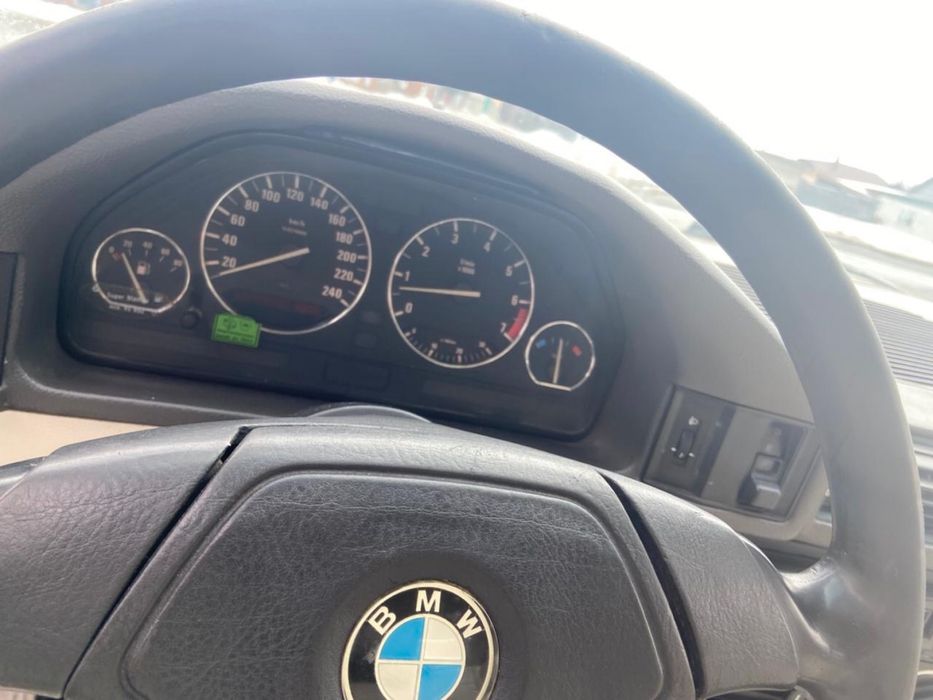 Продам Бмв е34 в хорошем состояний