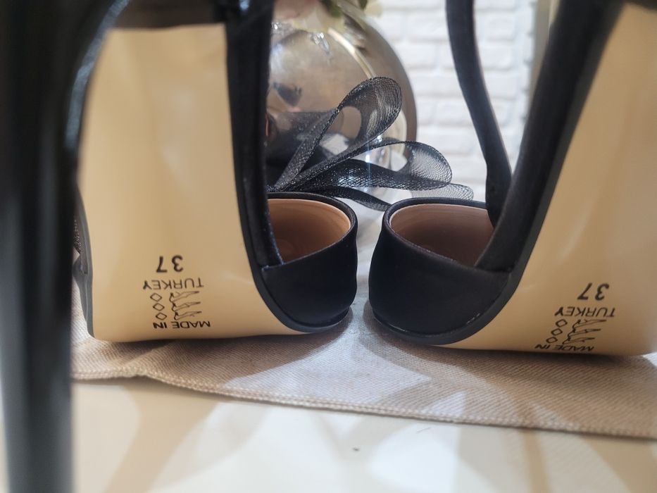 Pantofi dama  eleganți