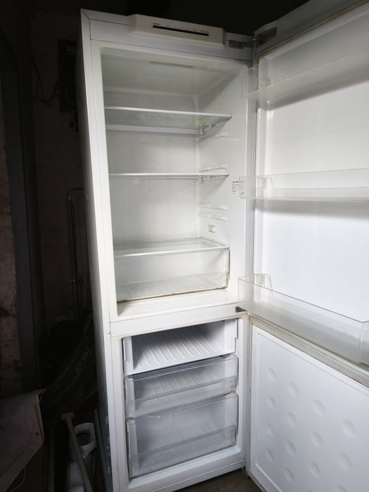 Продам холодильник рабочий
