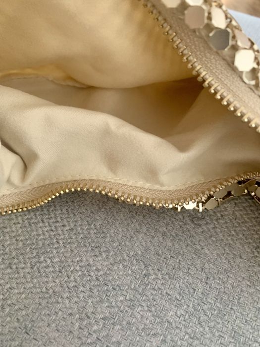 Златна малка чанта - чисто нова