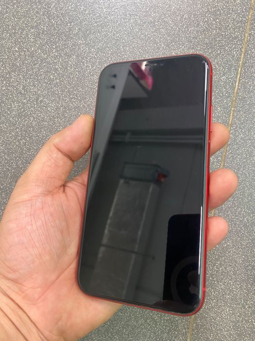 Iphone 11 64gb без ремонта , акмулятор 71%