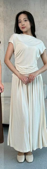 Продам женскую одежду