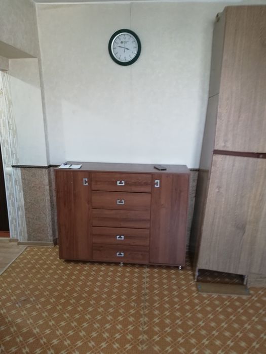 Отдам даром старую мебель