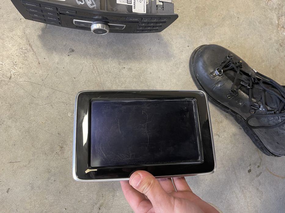 Навигация за Мерцедес B-класа W246