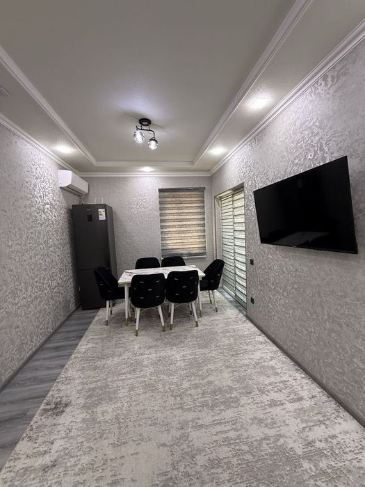 Яшнабад 2комнатная квартира продаётся!