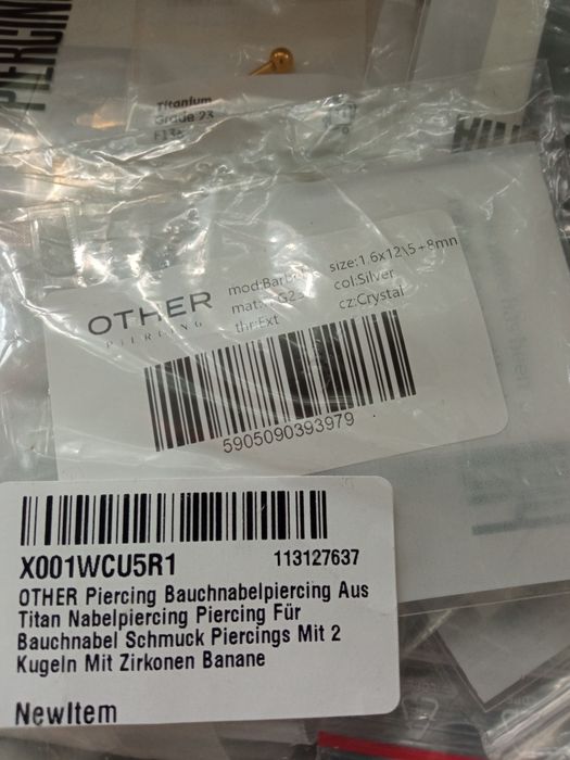 260 броя . Титаниев пиърсинг , обеци , пиърсинг за нос, ухо , устна