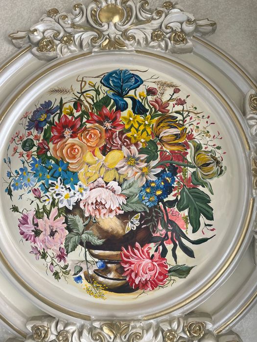 Роспись стен. Художник