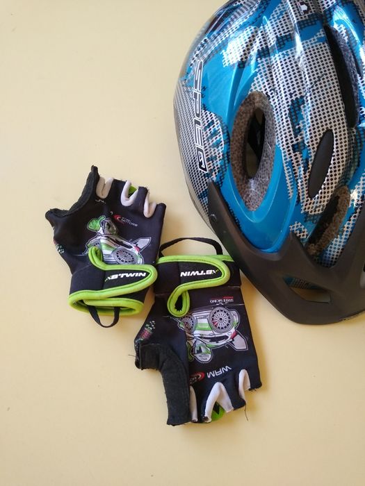 Детска вело каска SPEQ