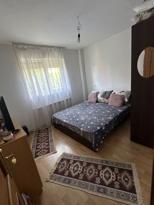 Închirieri apartament