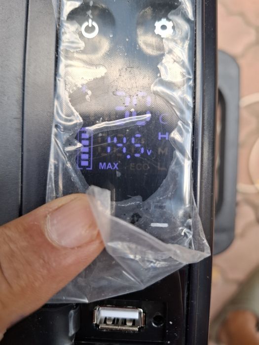 Frigider auto 12/24/220V cu compresor 37 litri nou, Bluetooth