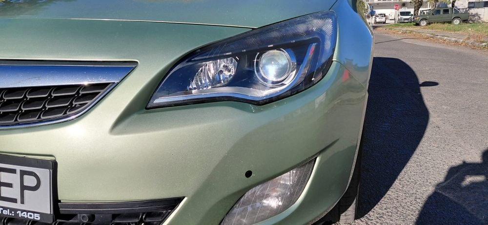 Vând Opel Astra J 2.0 CDI 2011