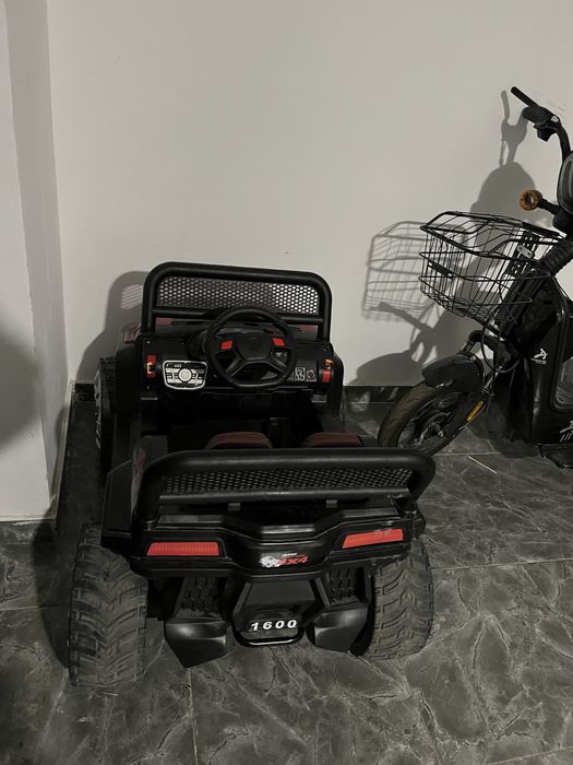 Электро автомобиль