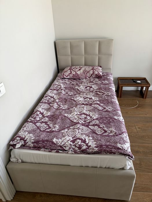 Кровать односпальная 90*200