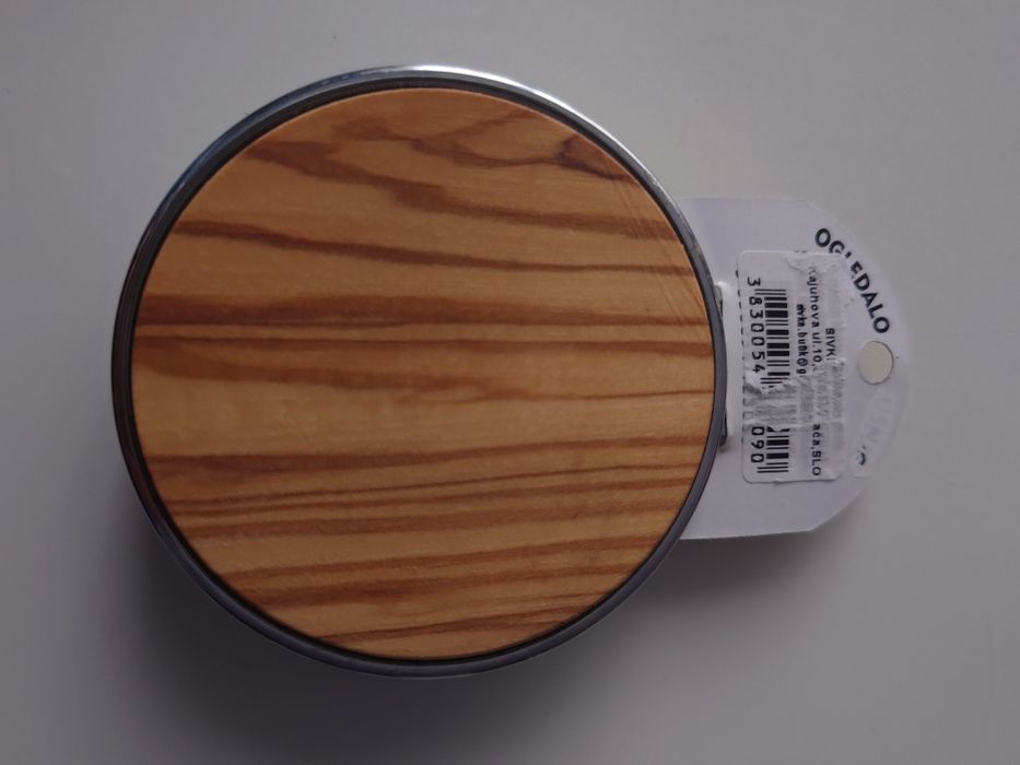 Джобно дървено козметично огледало от Словения