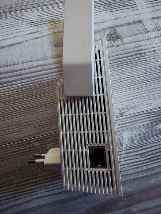 TP-Link RE605X, AX1800, WiFi 6