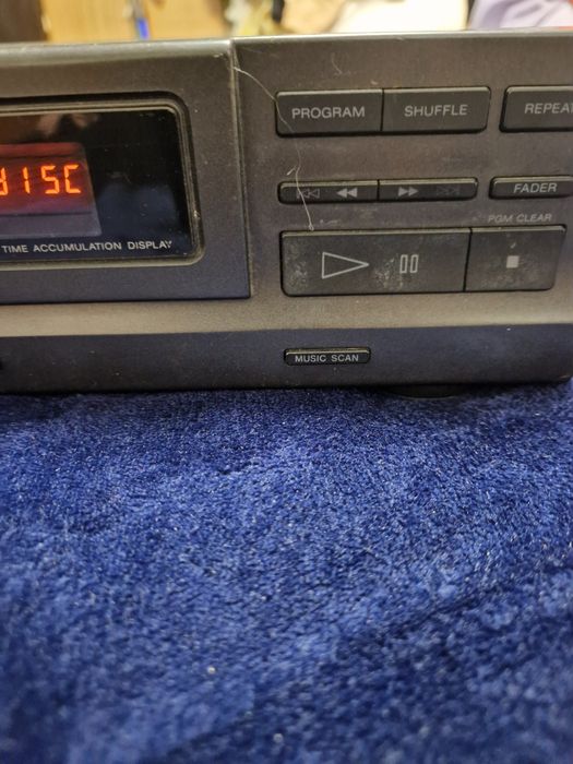 CD PLAYER functionabil