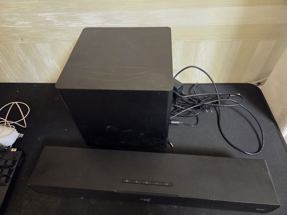 Компьютерный саундбар Razer Leviathan V2
