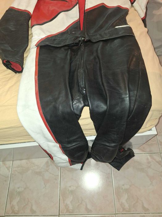 Мото винтидж екип Dainese