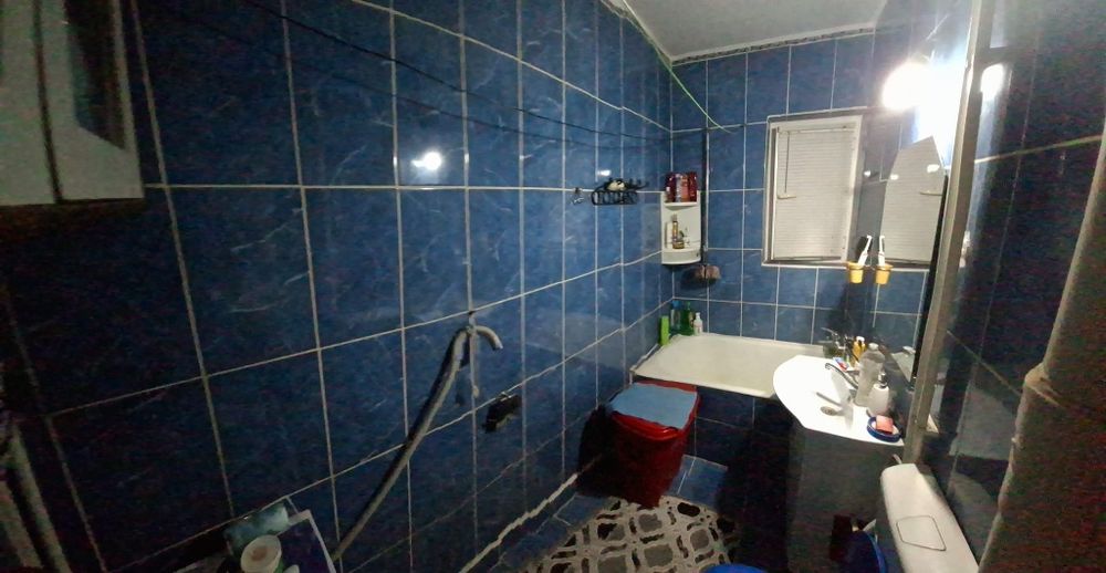 Apartament 3 camere in Valea Roșie